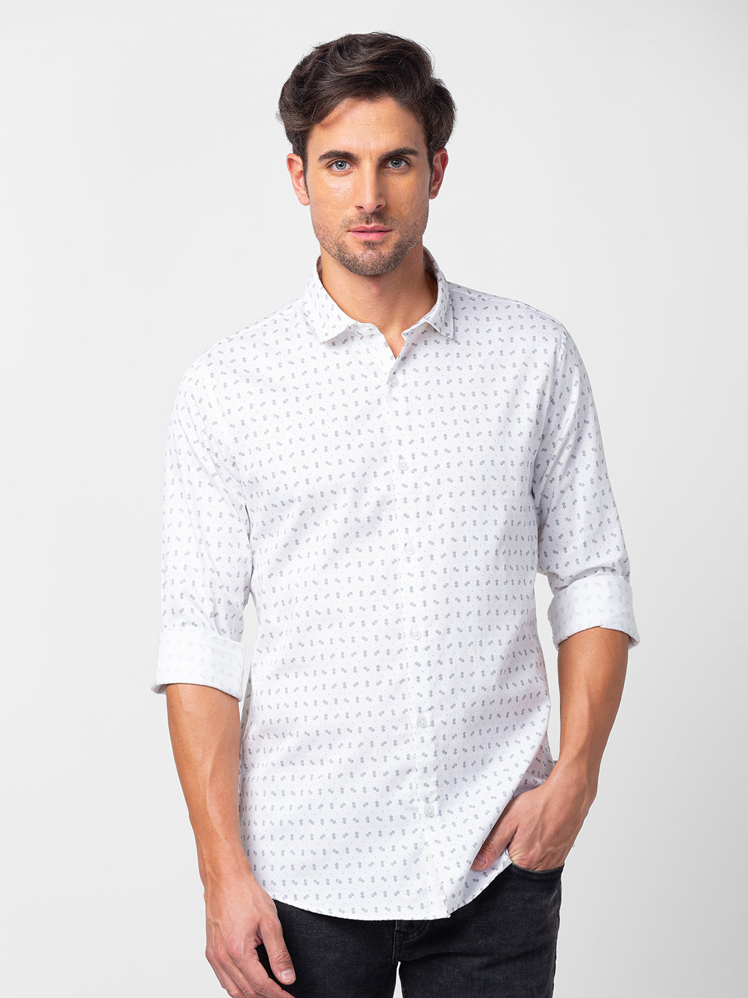 Spykar Men White Cotton Slim Fit Checkered Shirt