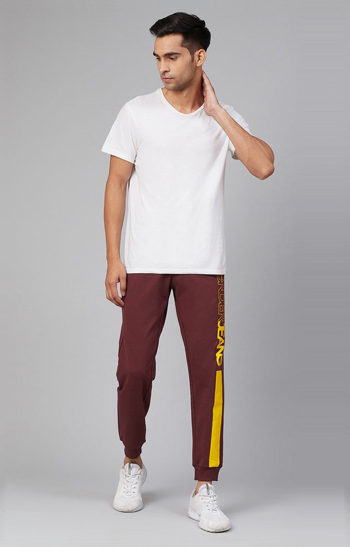 Underjeans by Spykar Men Premium Knitted Maroon Trackpant