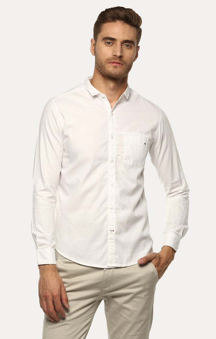 Spykar Men White Cotton Slim Fit Plain Shirt