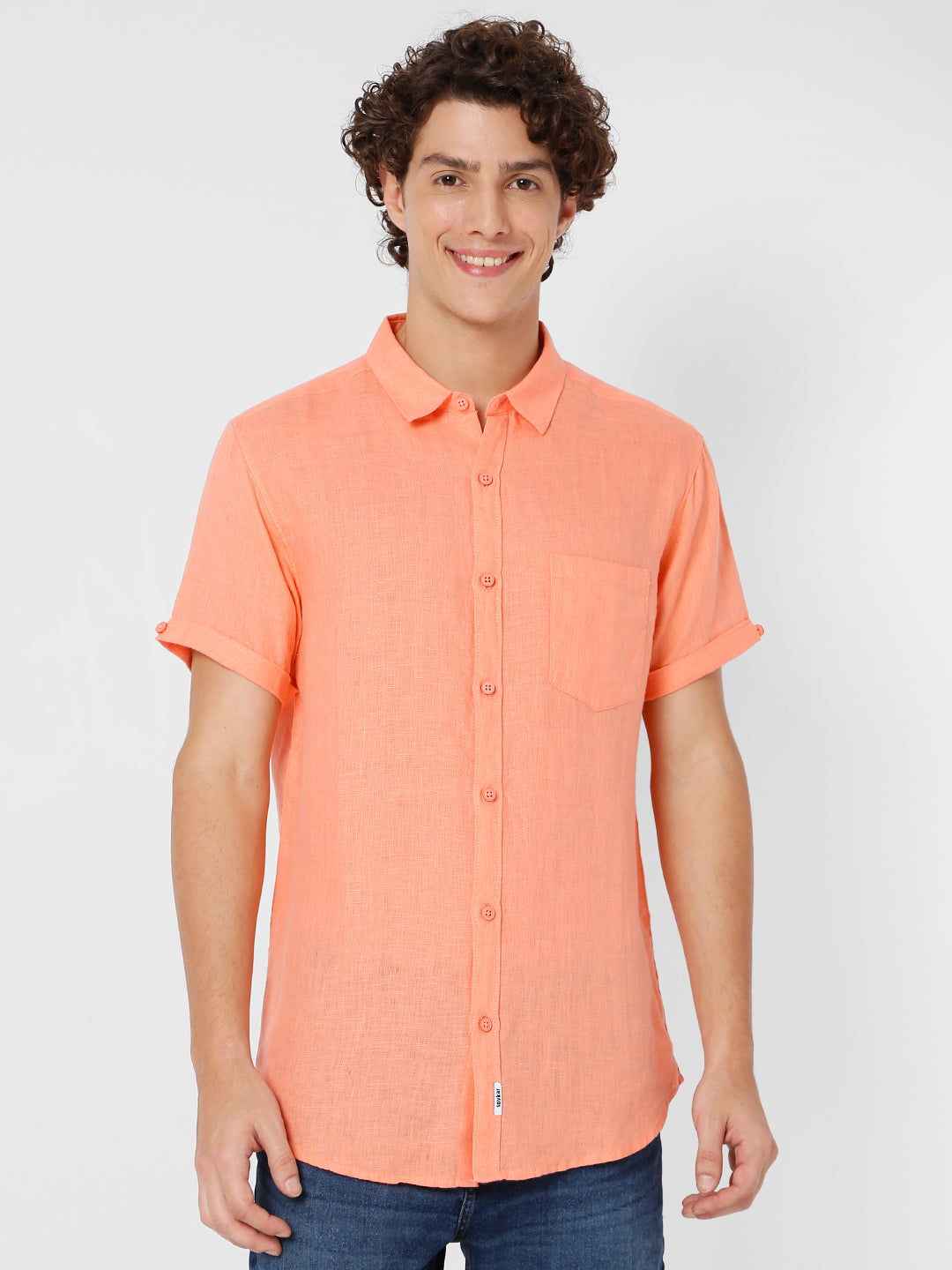 Spykar Men Peach Cotton Slim Fit Plain Half Sleeve Shirt