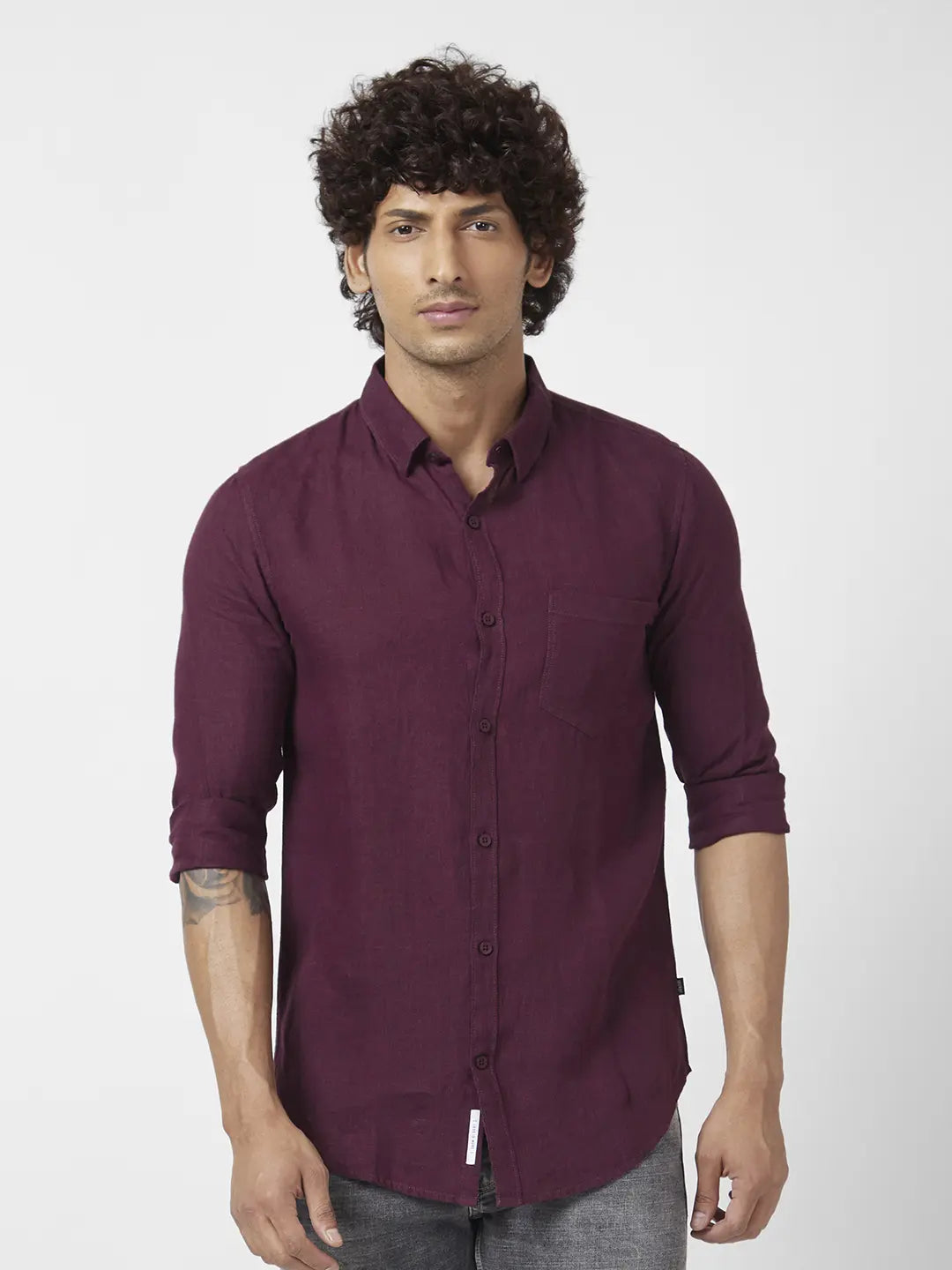 Spykar Men Wine Red Linen Regular Slim Fit Full Sleeve Plain Shirt