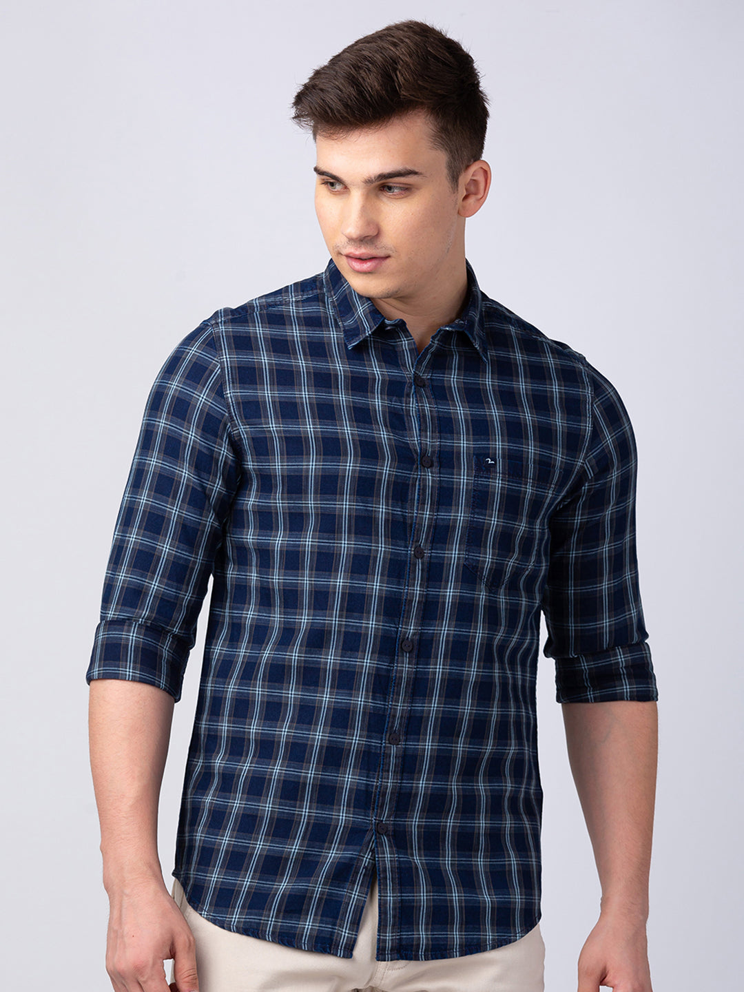 Spykar Men Navy White Cotton Slim Fit Checkered Shirt