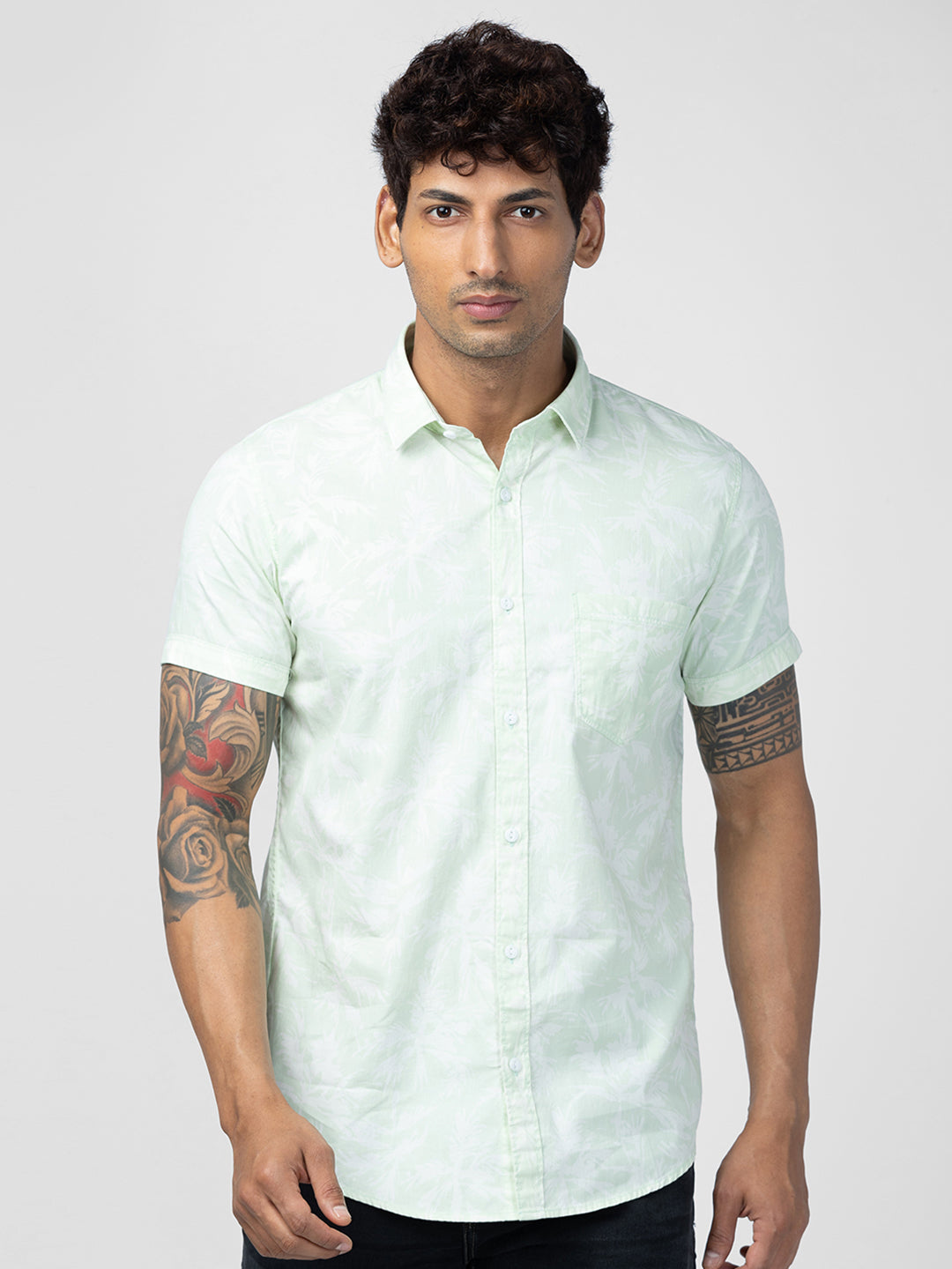 Spykar Men Mint Green Cotton Regular Slim Fit Printed Shirt