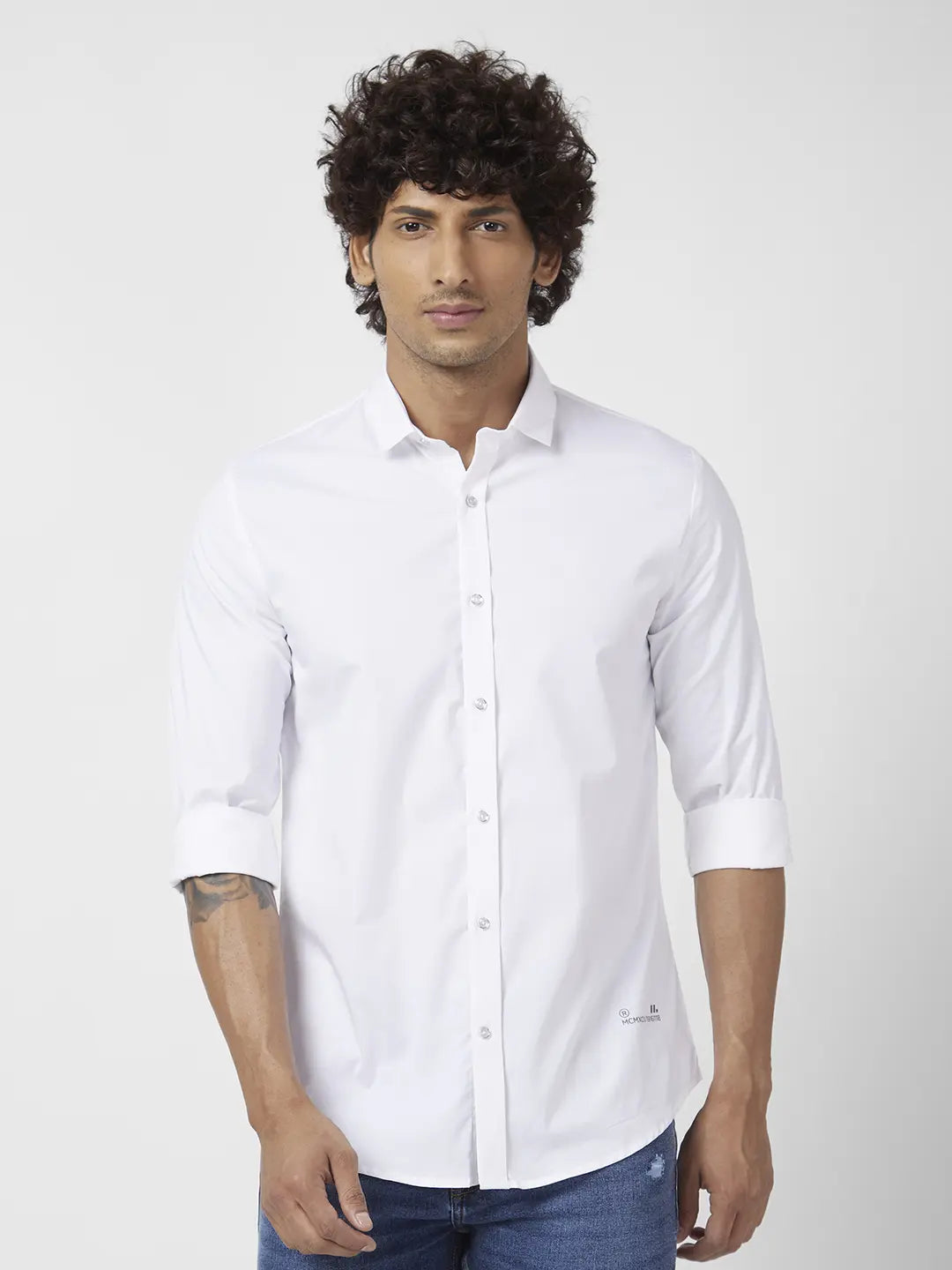 Spykar Men White Dyed Regular Slim Fit Full Sleeve Plain Shirt