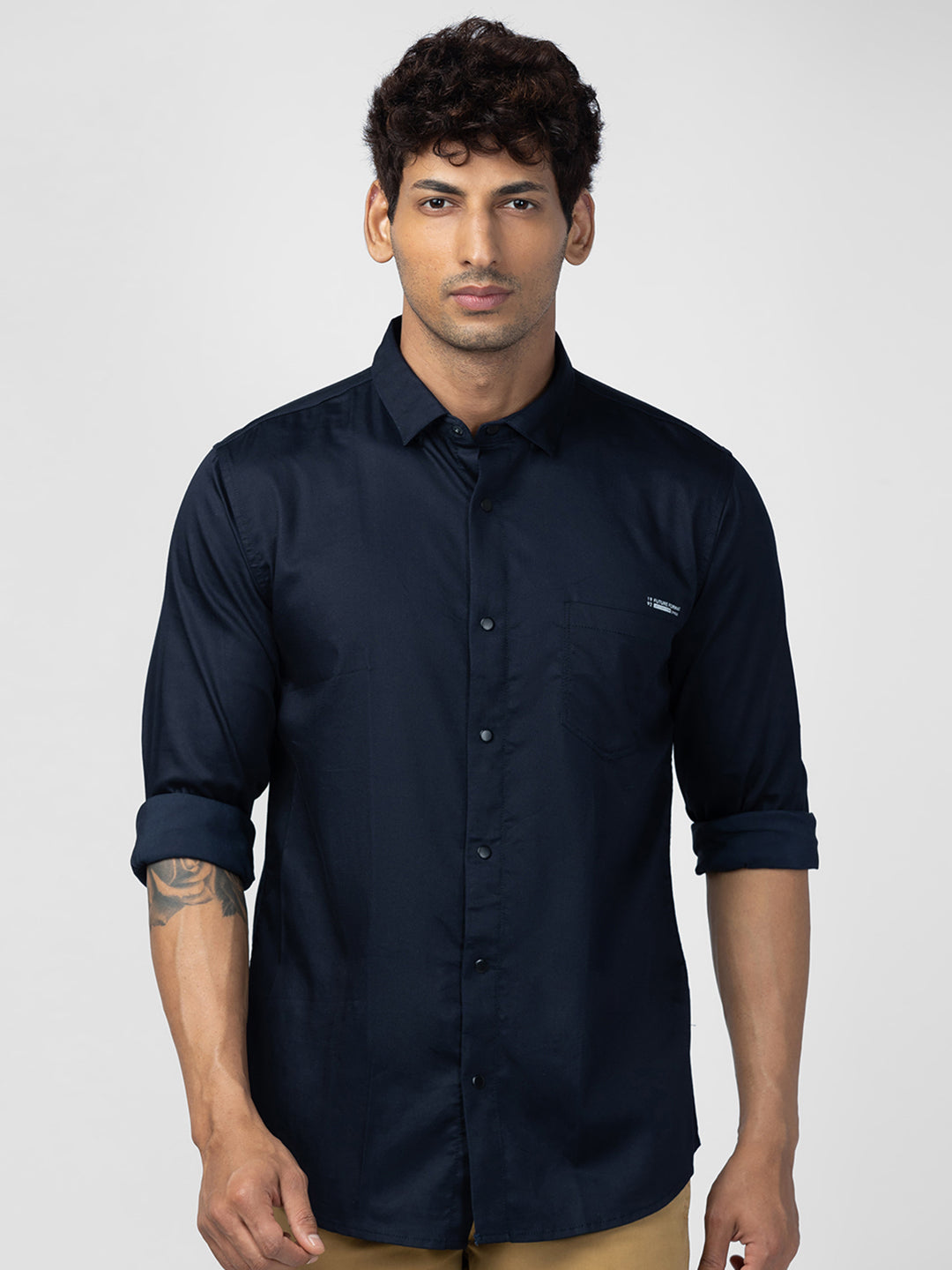 Spykar Men Navy Blue Cotton Regular Slim Fit Plain Shirt