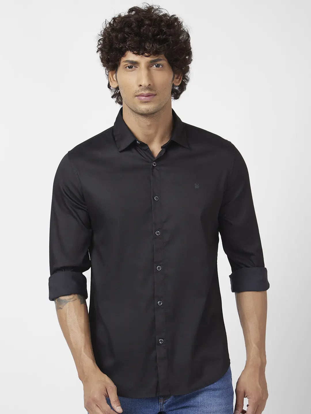 Spykar Men Black Dyed Regular Slim Fit Full Sleeve Plain Shirt