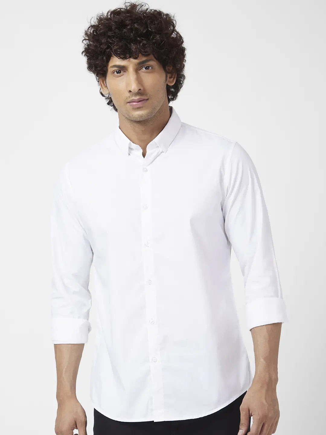 Spykar Men White Dyed Regular Slim Fit Full Sleeve Plain Shirt