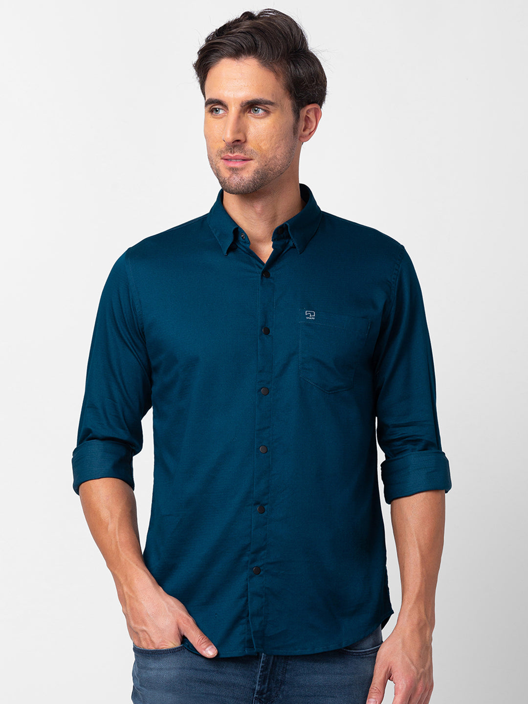 Spykar Men Teal Blue Cotton Slim Fit Plain Shirt