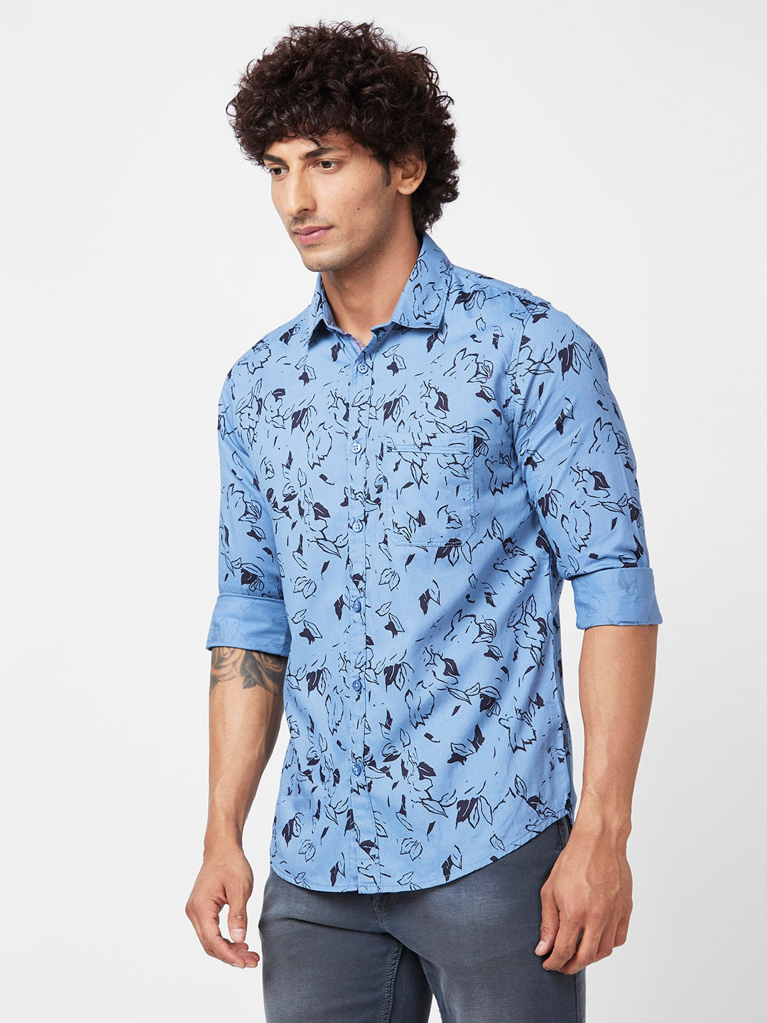 Spykar Men Sulphur Grey Cotton Slim Fit Floral Print Shirt