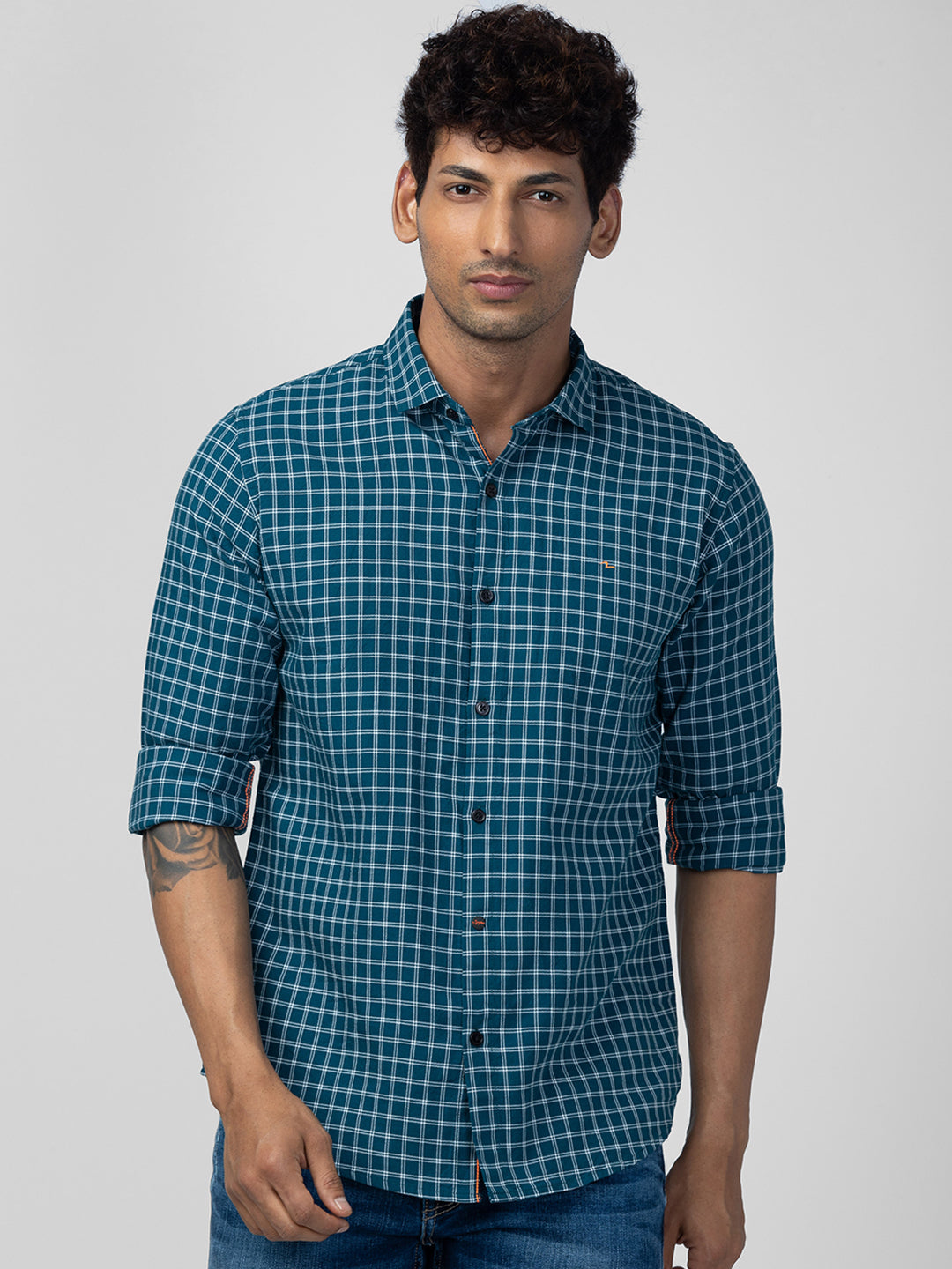 Spykar Men Teal Blue Cotton Regular Slim Fit Checkered Shirt