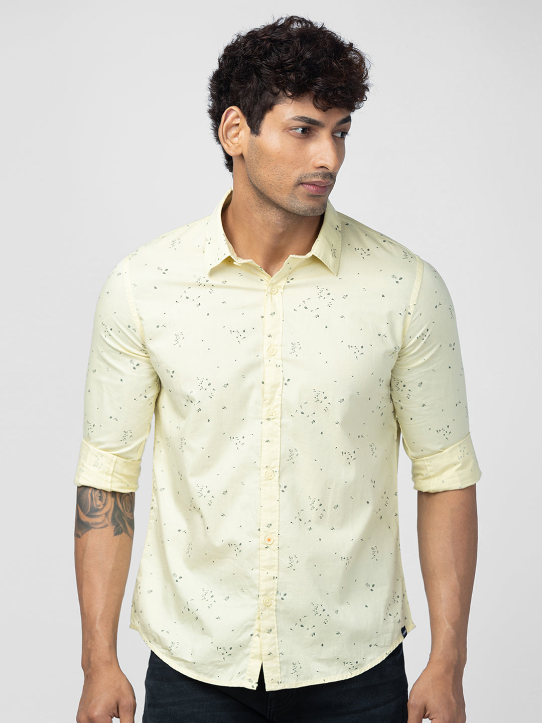 Spykar Men Powder Yellow Cotton Regular Slim Fit Checkered Shirt