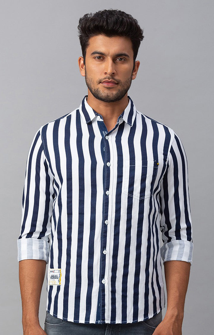 Spykar Men White Cotton Striped Casual Shirts