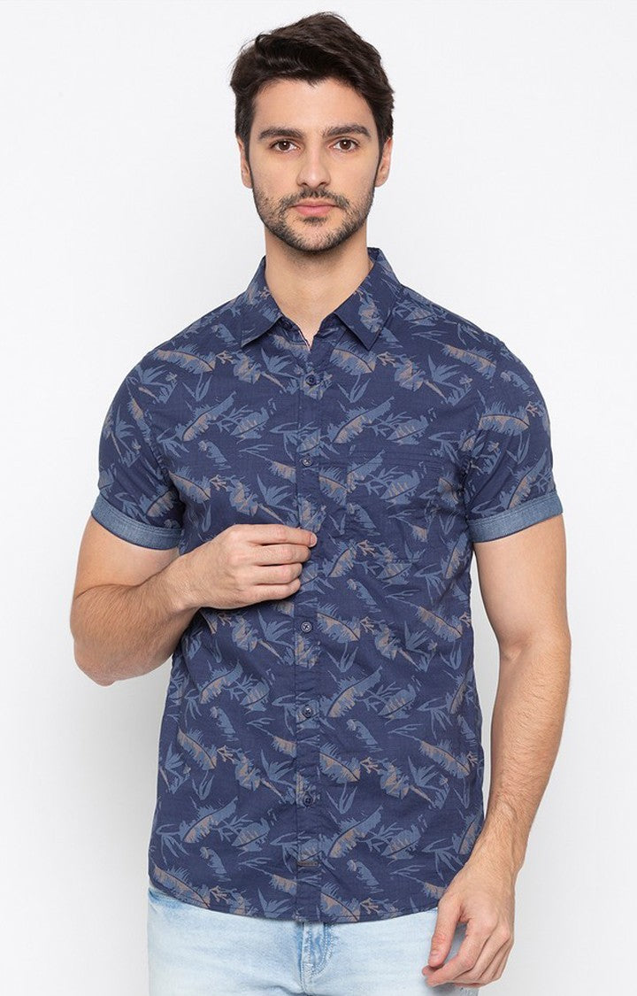 Spykar Men Navy Blue Cotton Slim Fit Floral Print Shirt