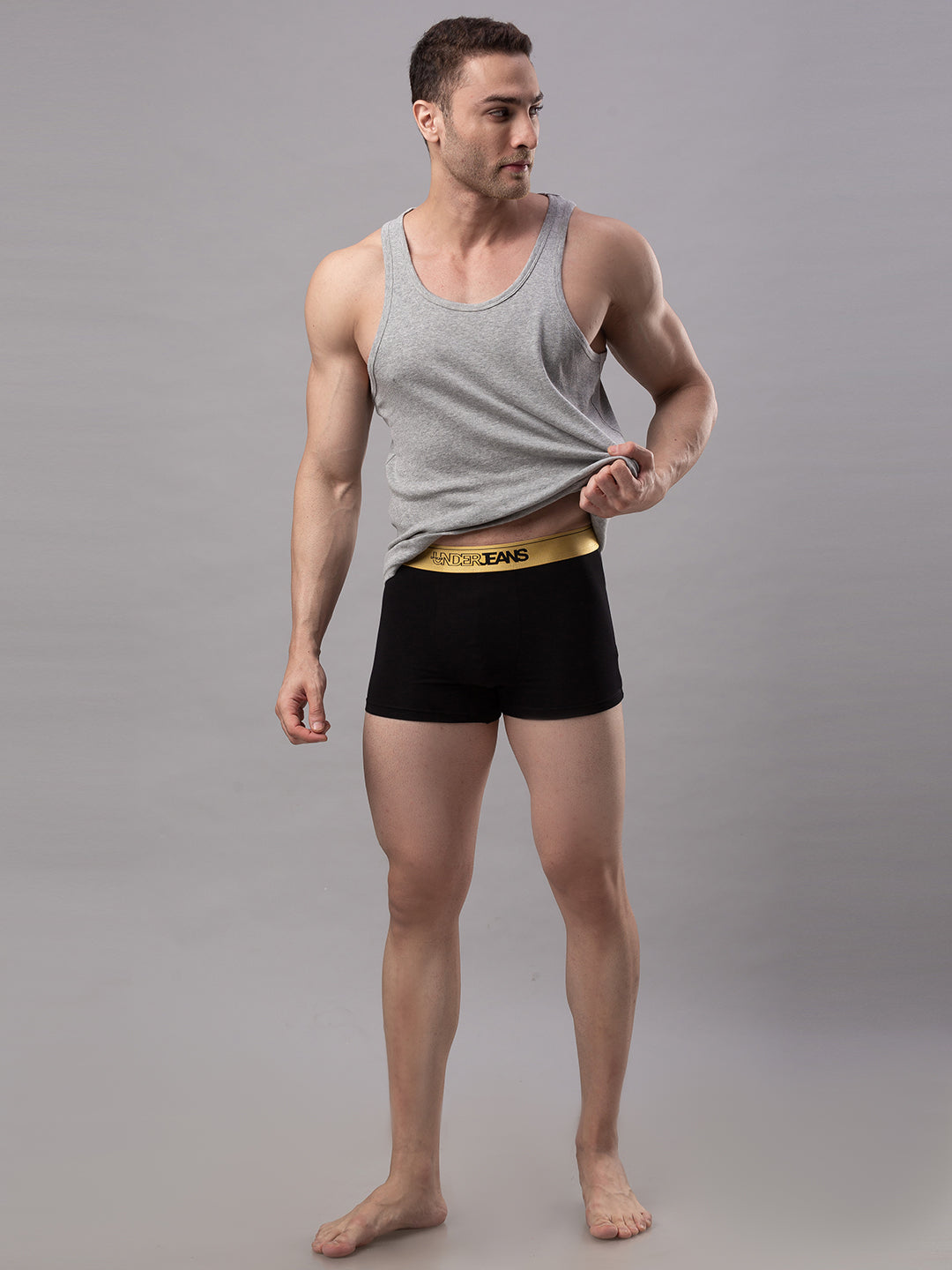 Underjeans By Spykar Men Black Solid Trunks