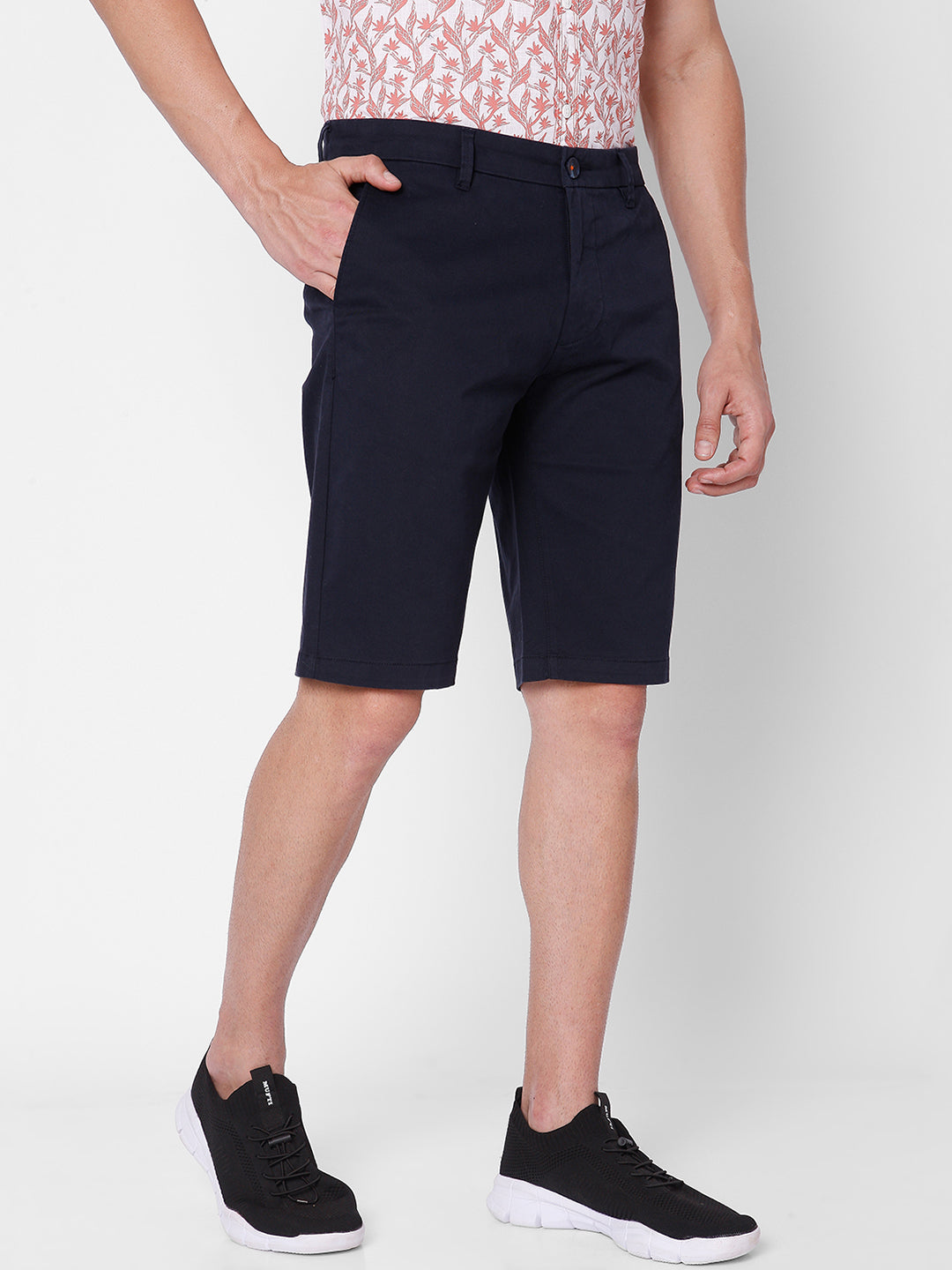 Spykar Men Blue Cotton Slim Fit Casual Shorts