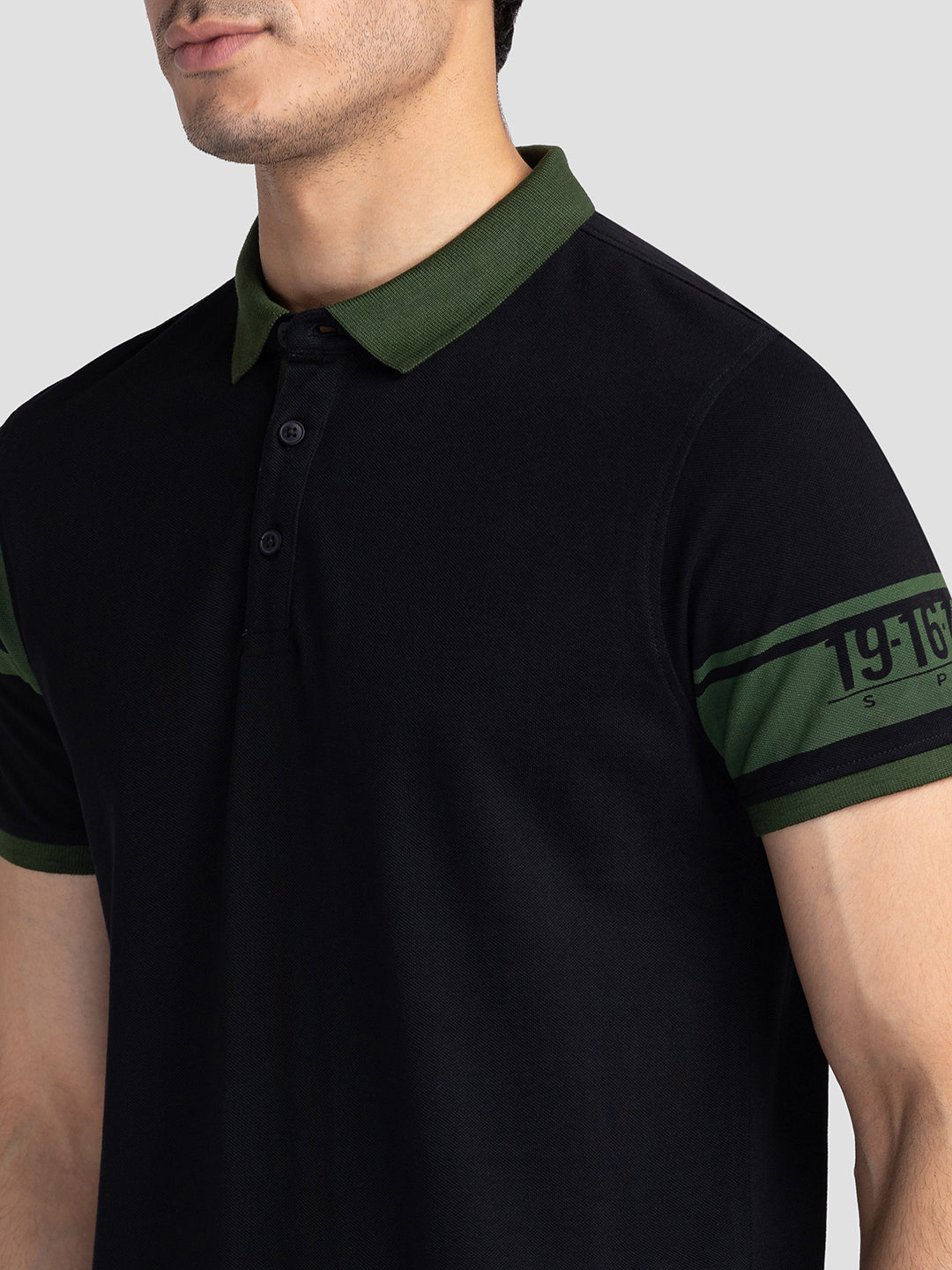 Spykar Men Black Cotton Slim Fit Polo Printed T-Shirt