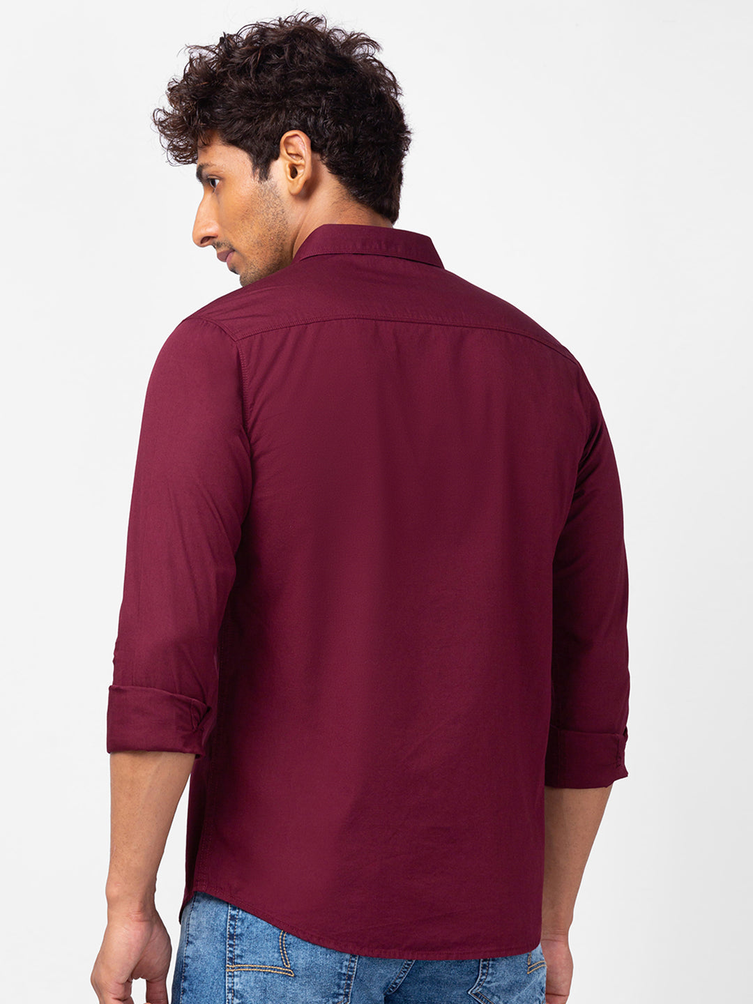 Spykar Men Wine Red Cotton Slim Fit Plain Shirts