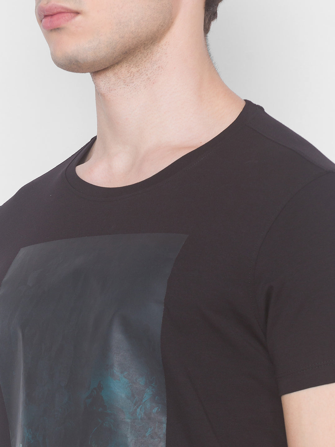 Spykar Men Black Cotton Slim Fit Round Neck T-Shirt