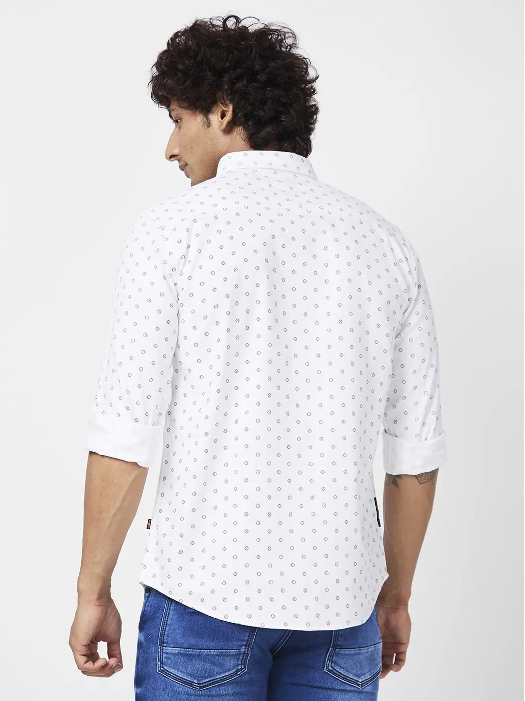 Spykar Men White Cotton Regular Slim Fit Full Sleeve Causal Printed Shirt