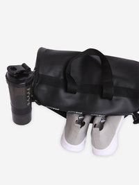 Black Duffle - Gym Bag- Underjeans By Spykar