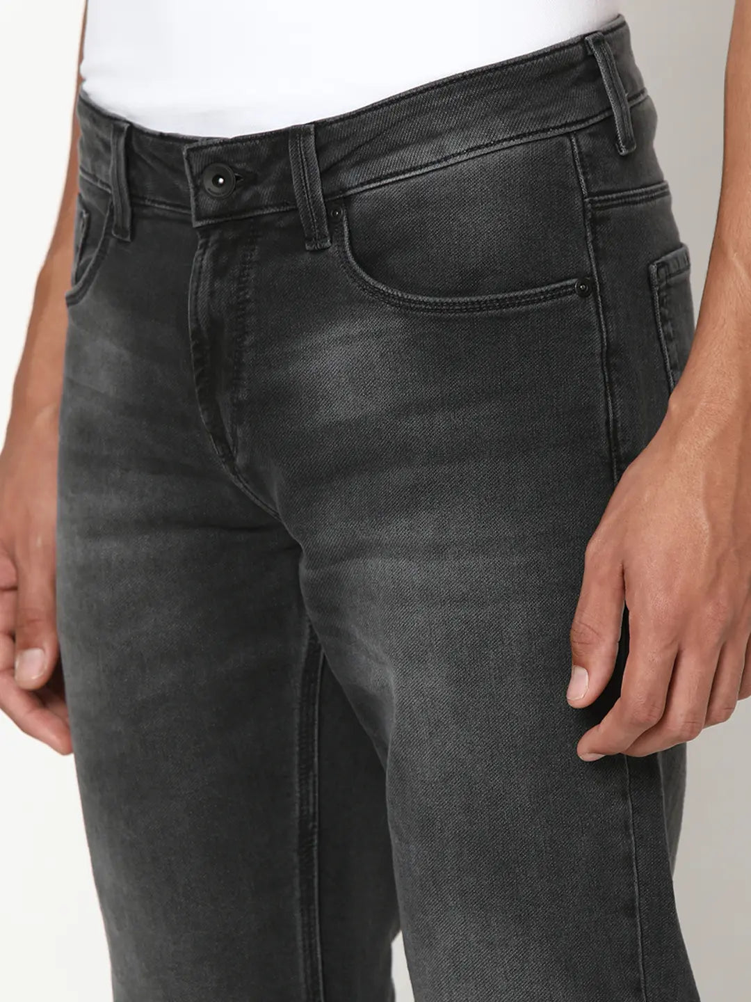 Spykar Men Carbon Black Cotton Slim Fit Narrow Length Clean Look Low Rise Stretchable Jeans (Skinny)