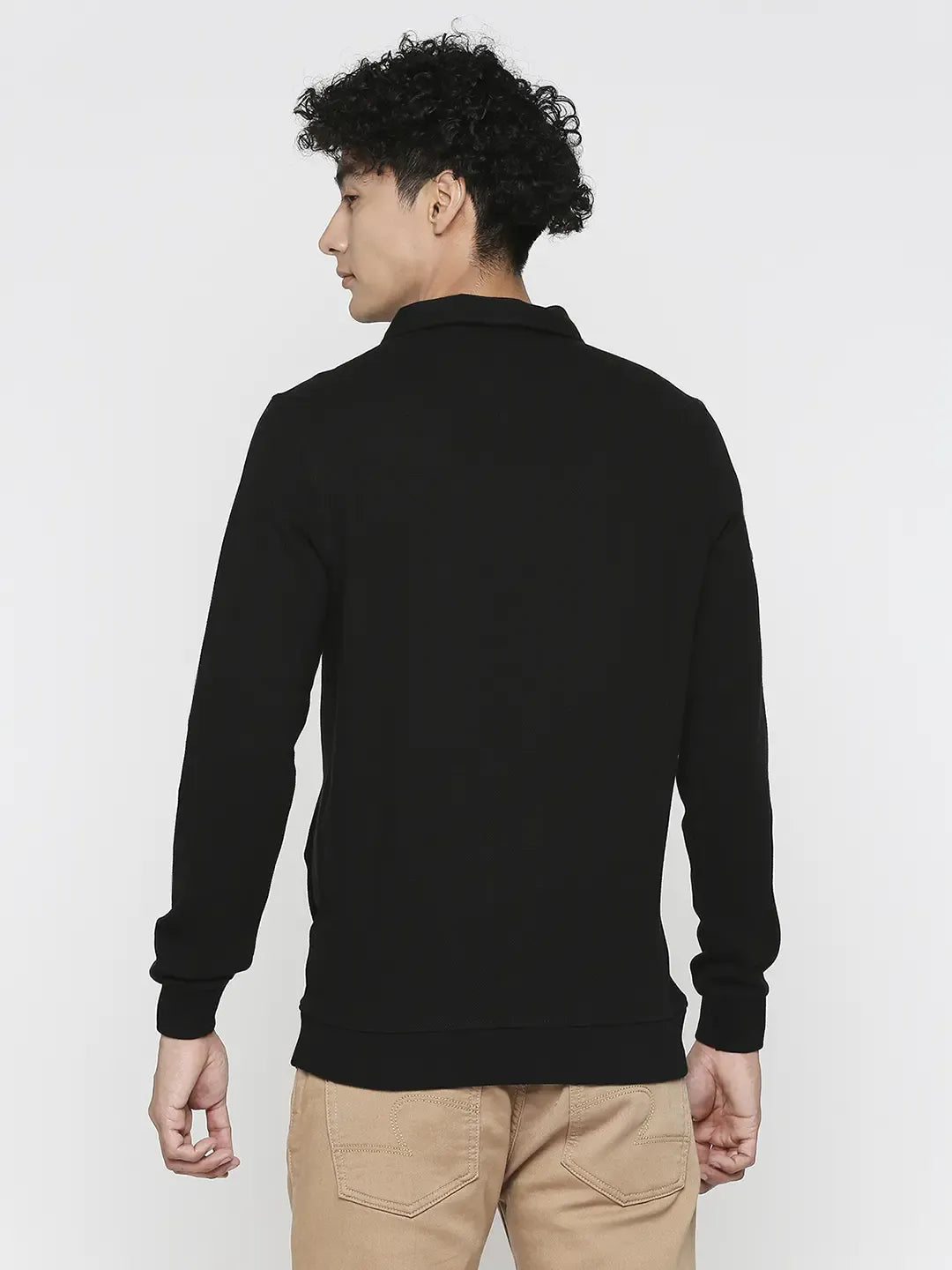 Spykar Men Black Cotton Slim Fit Plain Sweatshirt