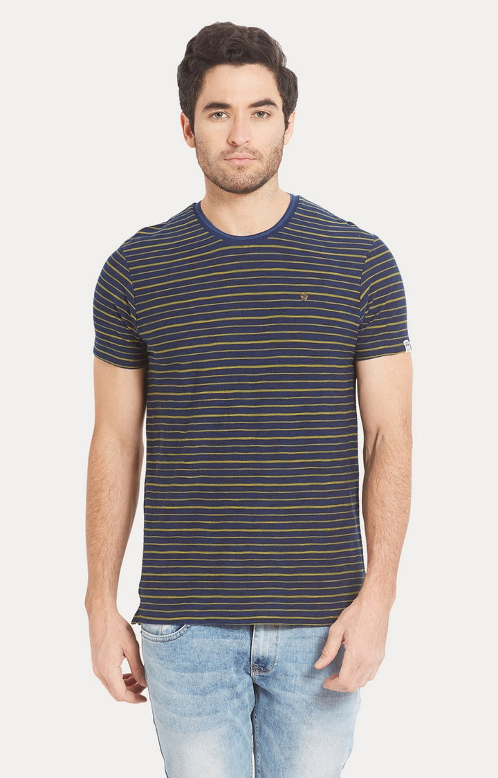 Spykar Men Blue Cotton Slim Fit Round Neck T-Shirt