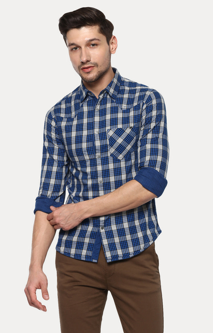 Spykar Men Blue Checked Slim Fit Casual Shirt