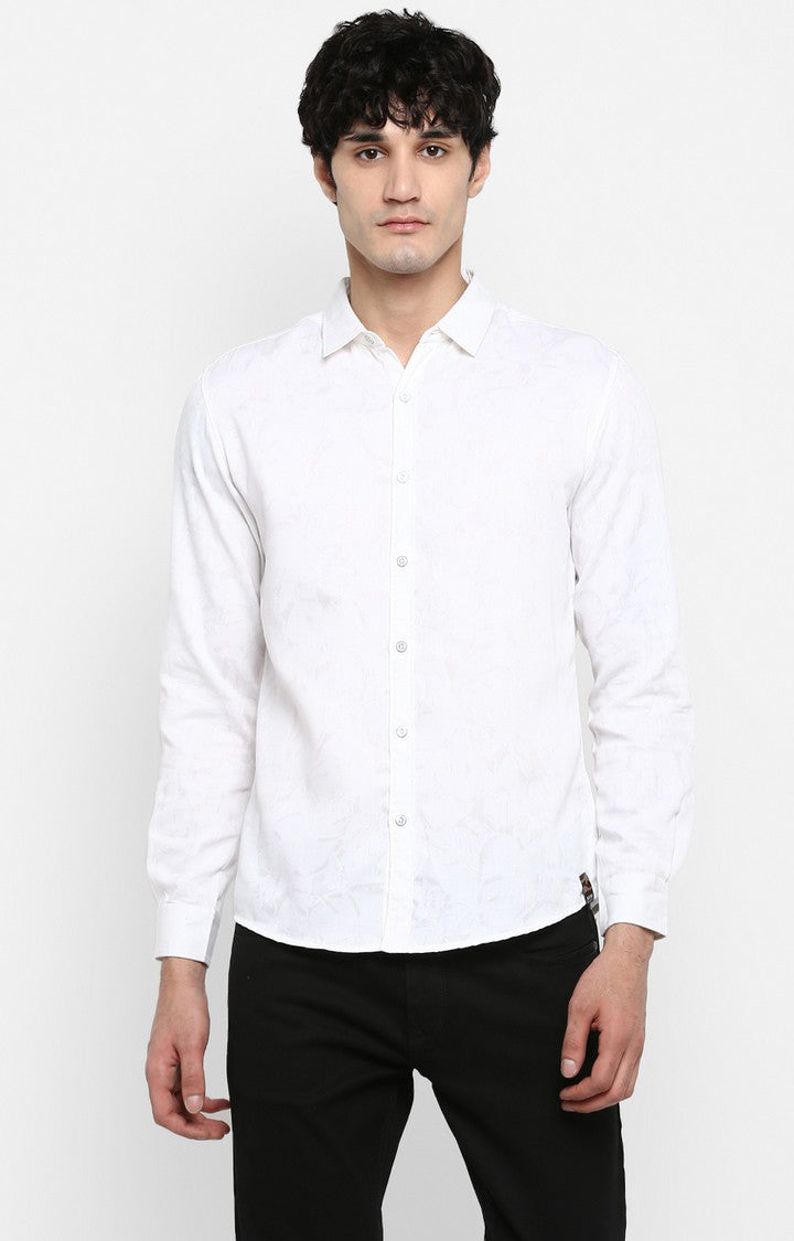 Spykar Men White Solid Slim Fit Casual Shirt