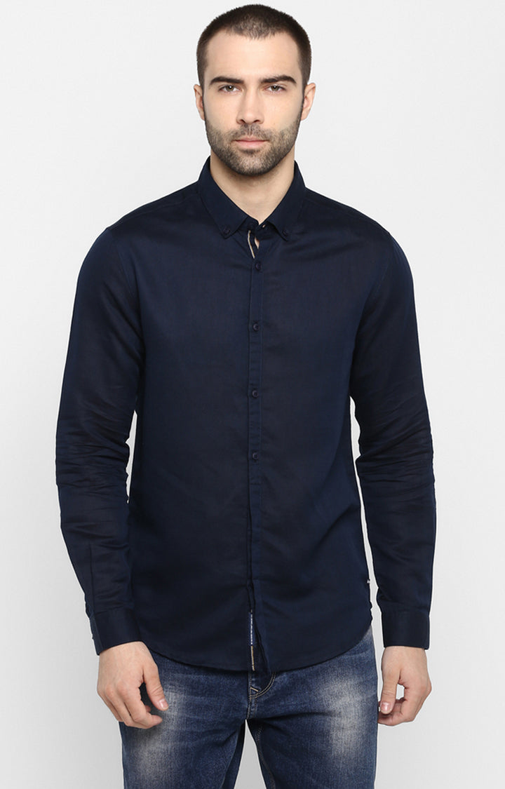 Spykar Men Navy Solid Slim Fit Casual Shirt