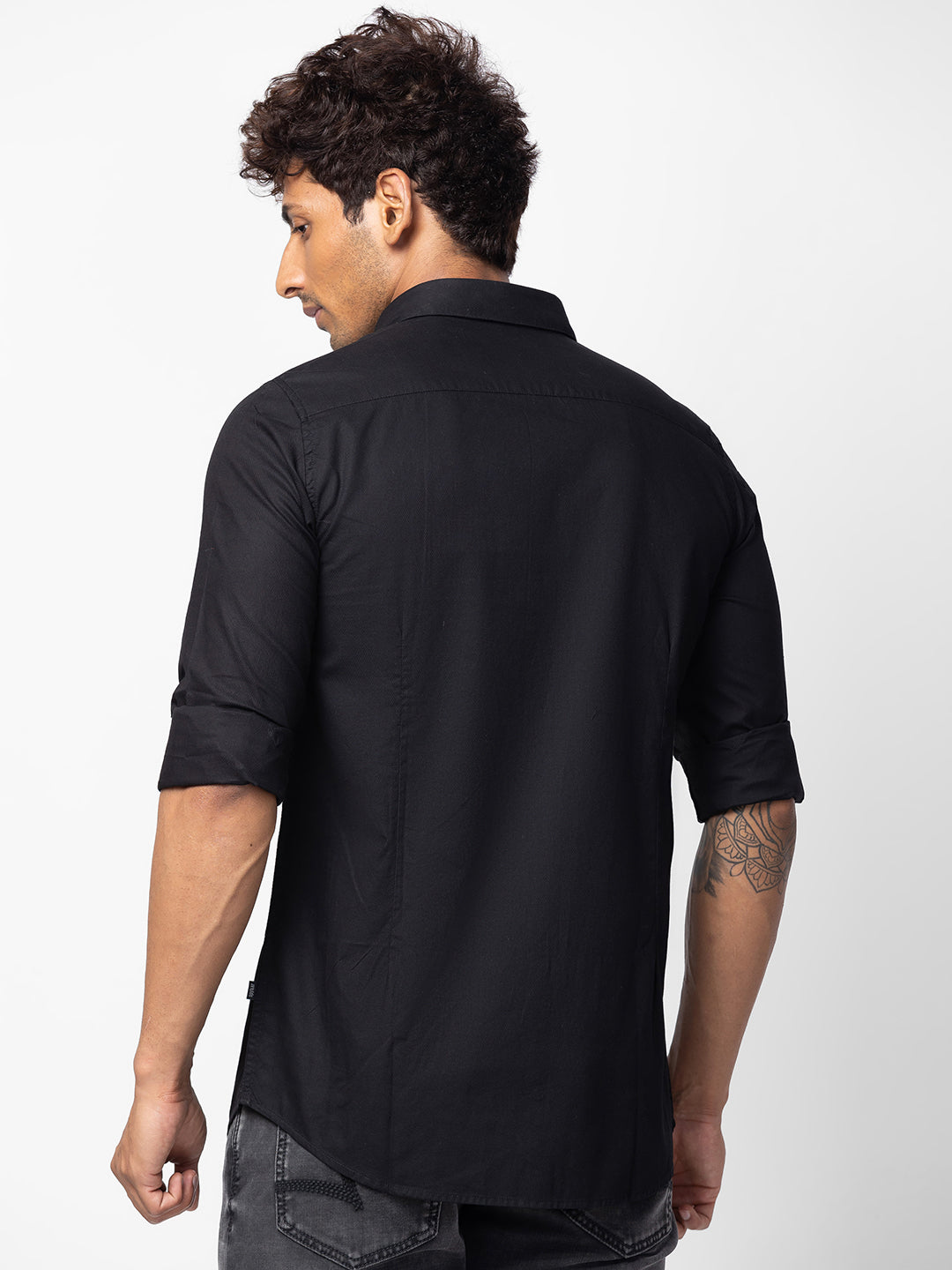 Spykar Men Black Cotton Slim Fit Plain Shirt