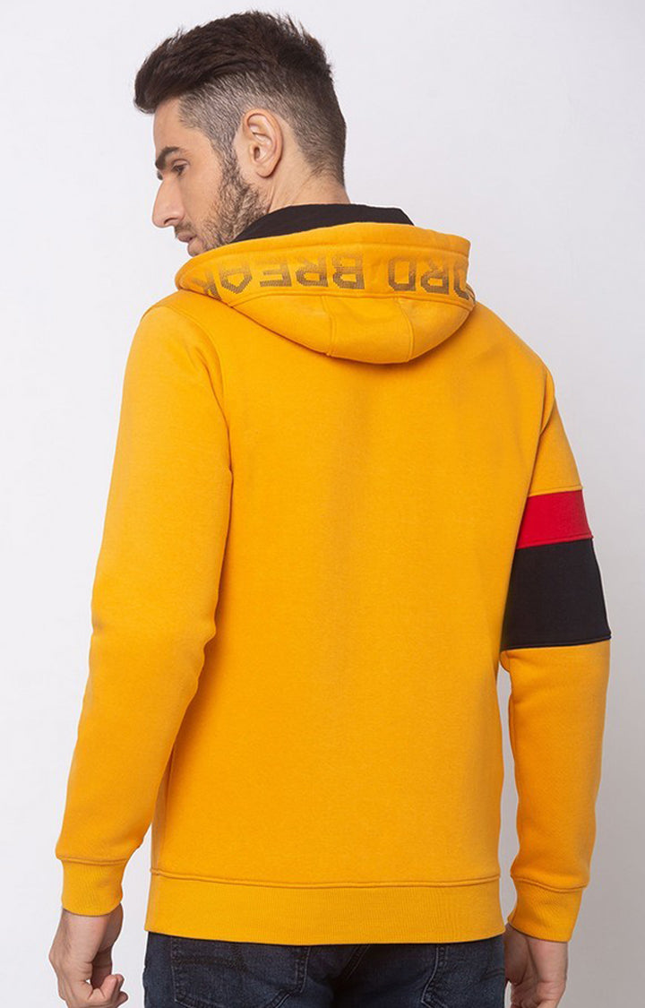 Spykar Yellow Cotton Regular Fit Sweatshirt For Men