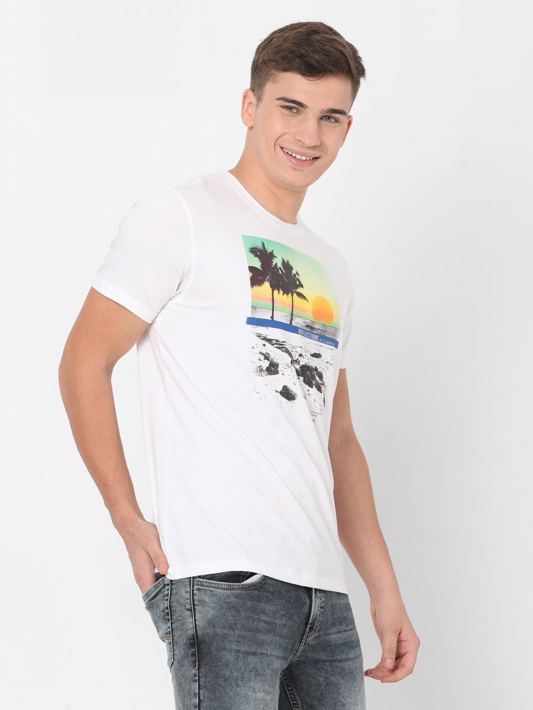 Spykar Men White Cotton Slim Fit Round Neck T-Shirt