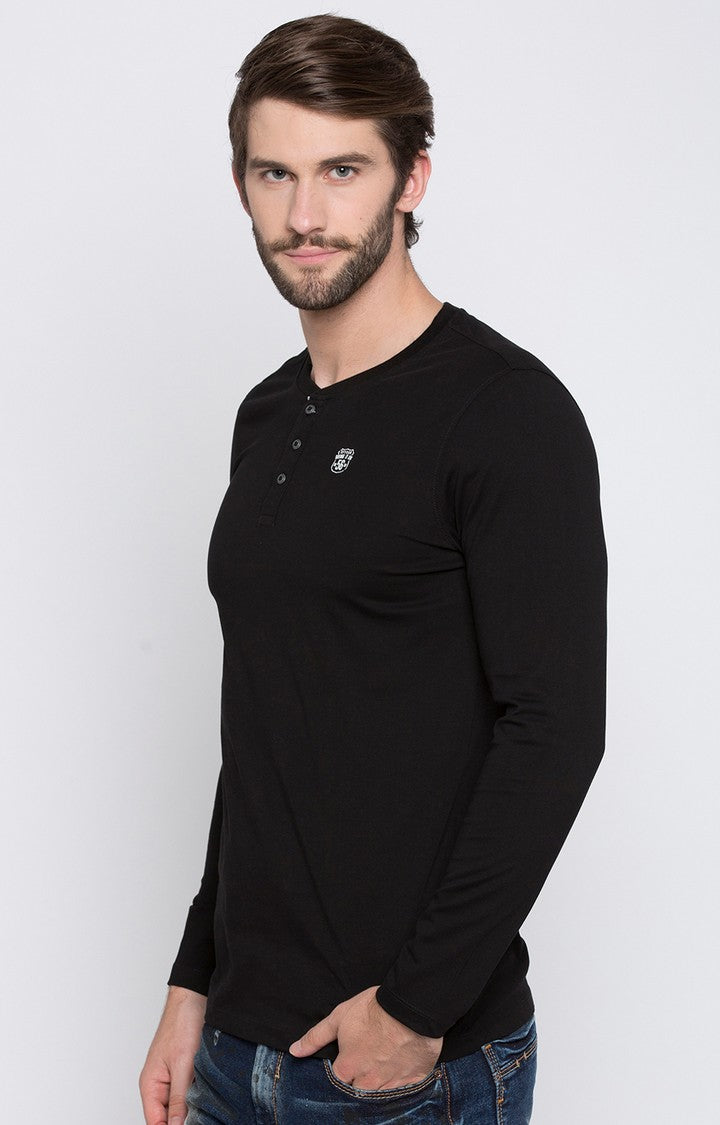 Spykar Black Solid Slim Fit Men T-Shirts