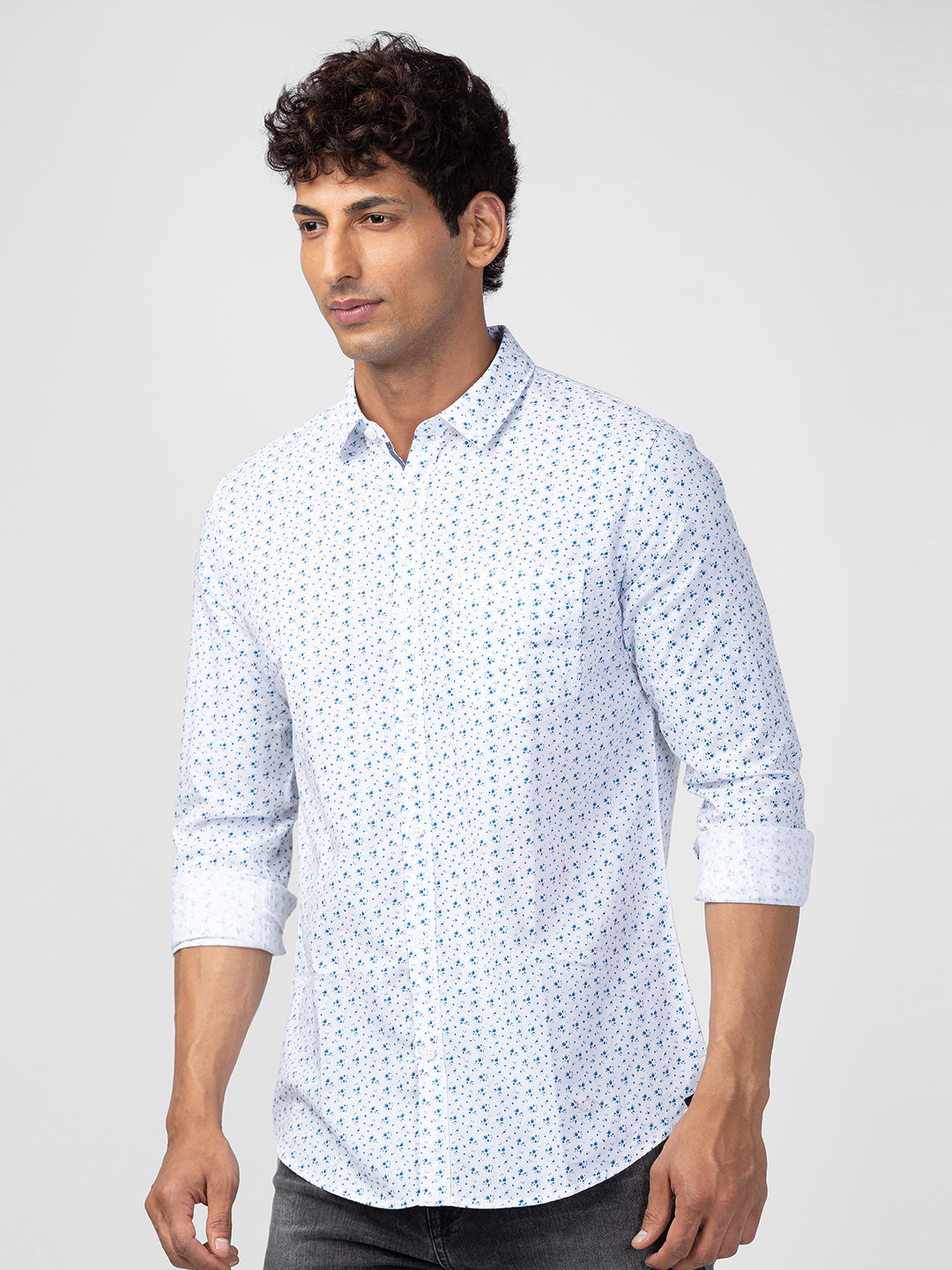 Spykar Men White Cotton Slim Fit Printed Shirt