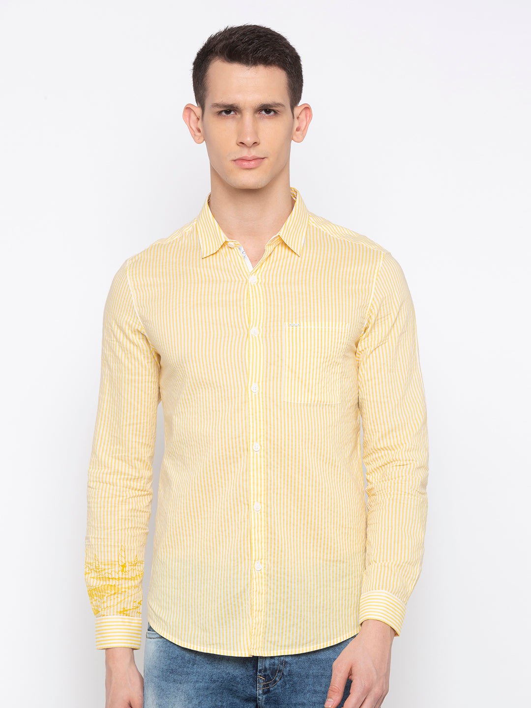 Spykar Men Yellow Solid Slim Fit Casual Shirt