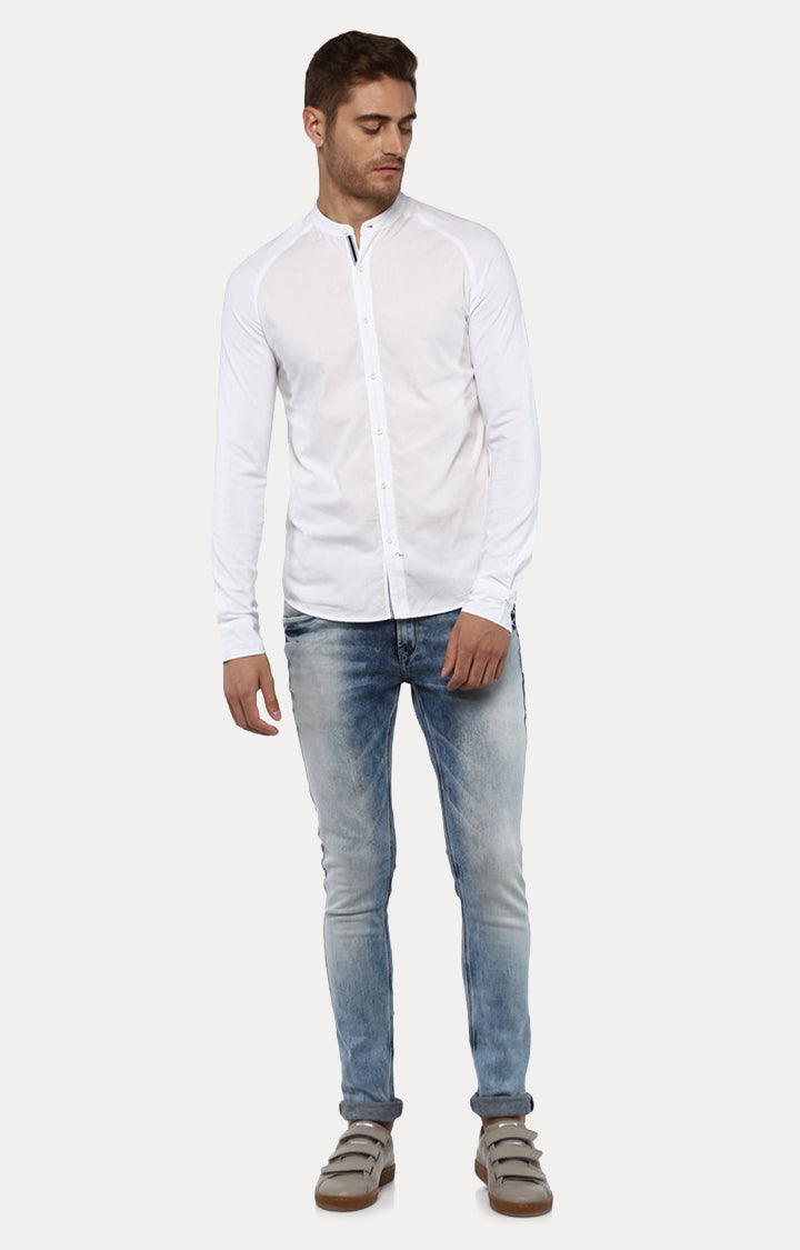 Spykar Men White Solid Slim Fit Casual Shirt