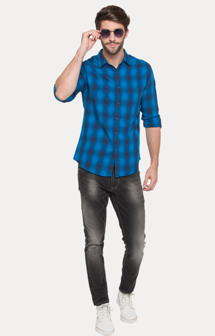 Spykar Men Blue Checked Slim Fit Casual Shirt