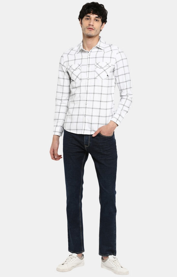 Spykar Men White Checked Slim Fit Casual Shirt