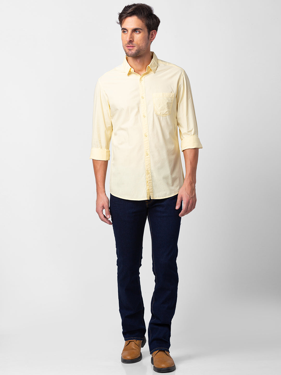 Spykar Men Powder Yellow Cotton Slim Fit Plain Shirt