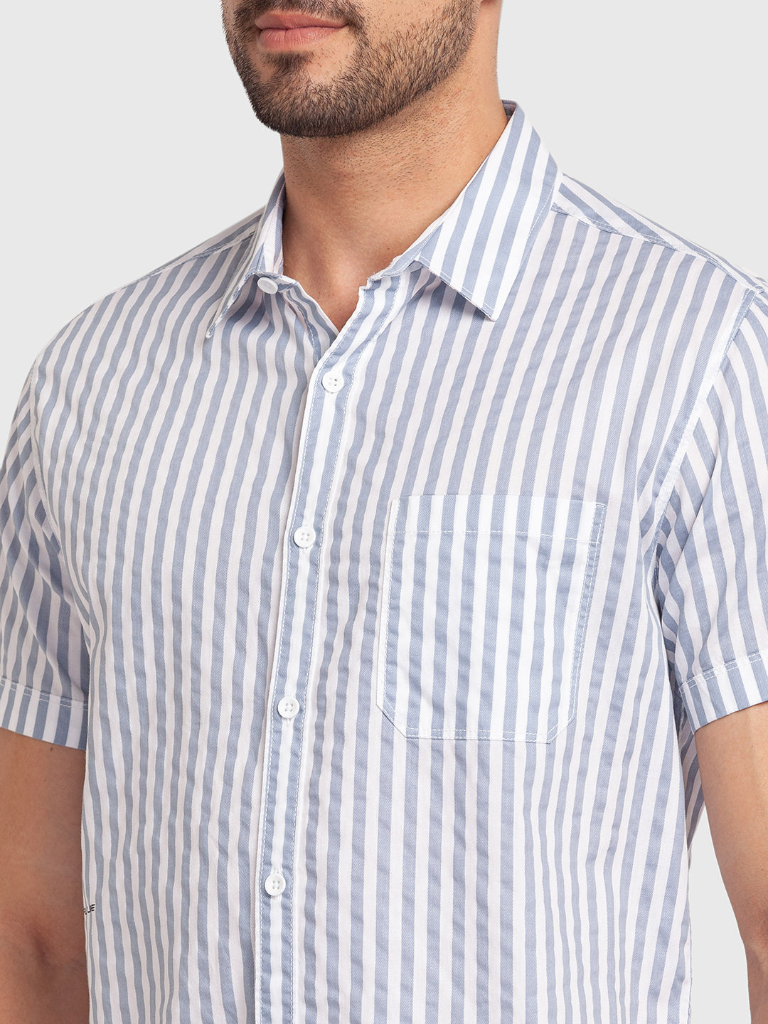 Spykar Silver Grey Cotton Half Sleeve Stripes Shirt For Men