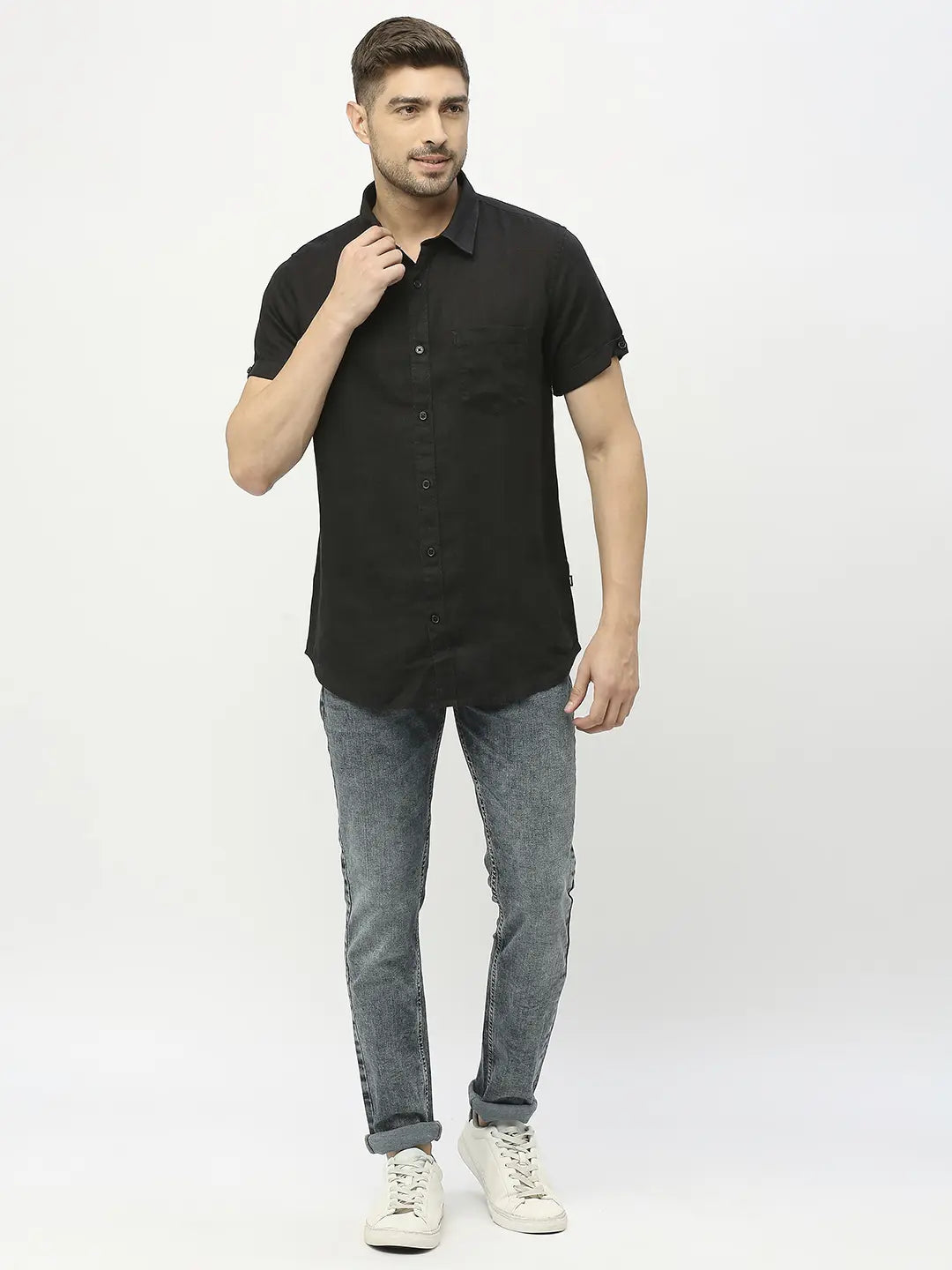 Spykar Men Black Linen Regular Fit Half Sleeve Plain Shirts