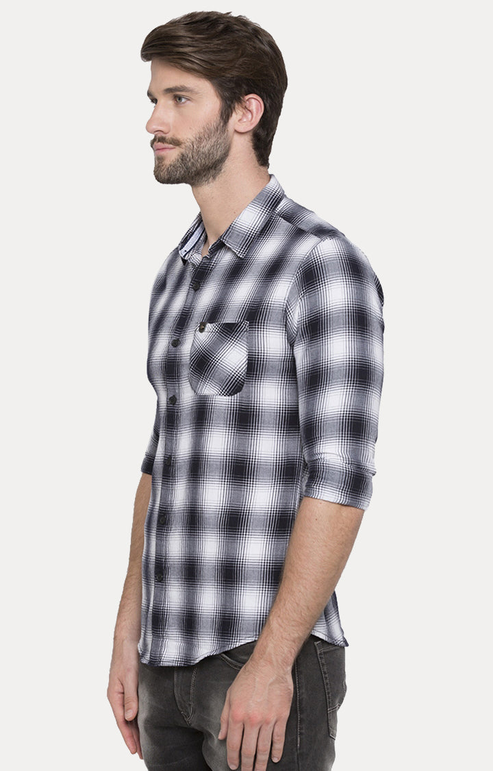 Spykar Men White Checked Slim Fit Casual Shirt