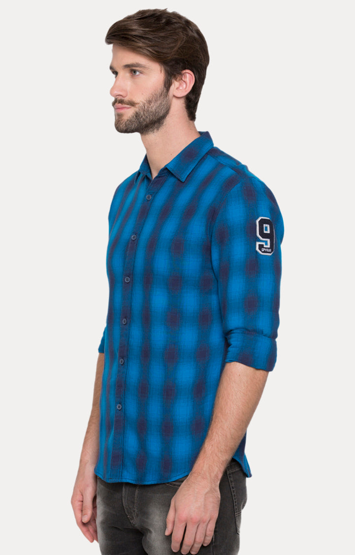 Spykar Men Blue Checked Slim Fit Casual Shirt