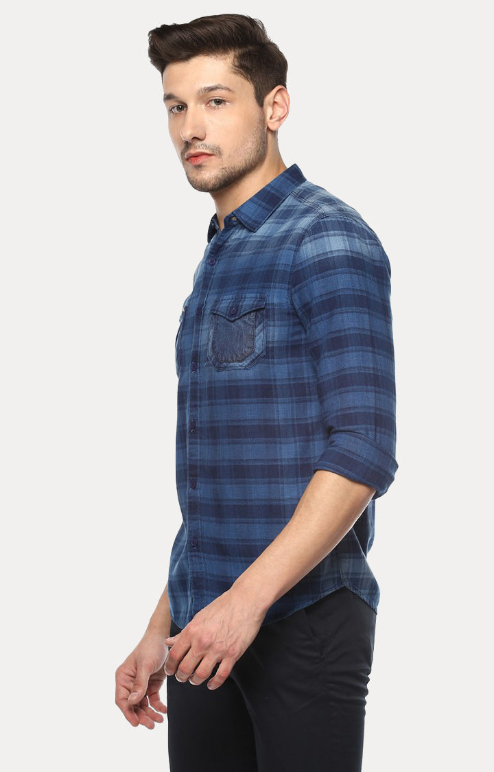 Spykar Men Blue Checked Slim Fit Casual Shirt