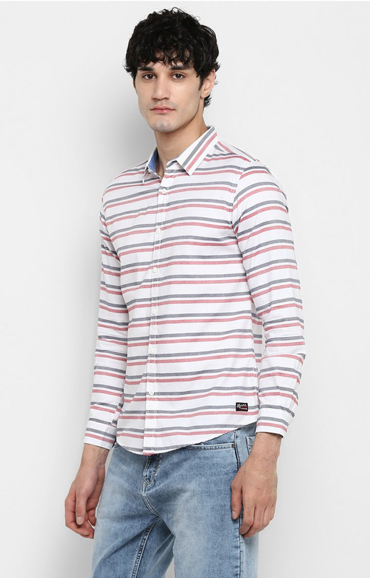 Spykar Men White Striped Slim Fit Casual Shirt