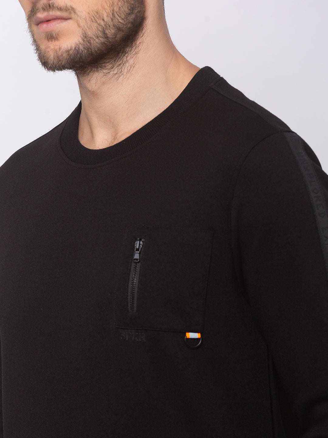 Spykar Black Blended Slim Fit Sweatshirt For Men