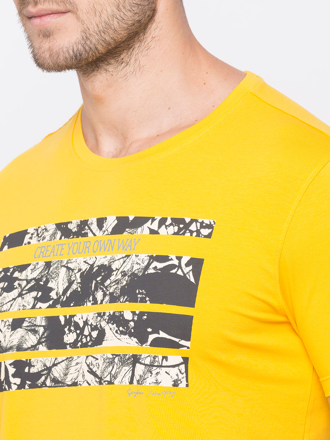 Spykar Men Yellow Cotton Slim Fit Round Neck T-Shirt