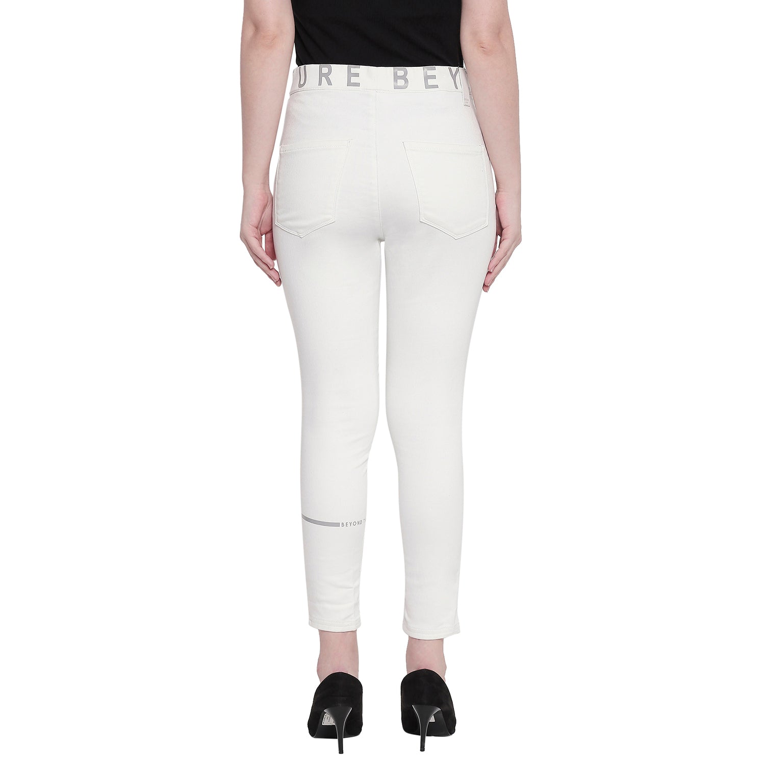 Spykar Women White Cotton Skinny Fit Regular Length Jeggings (Ynr)