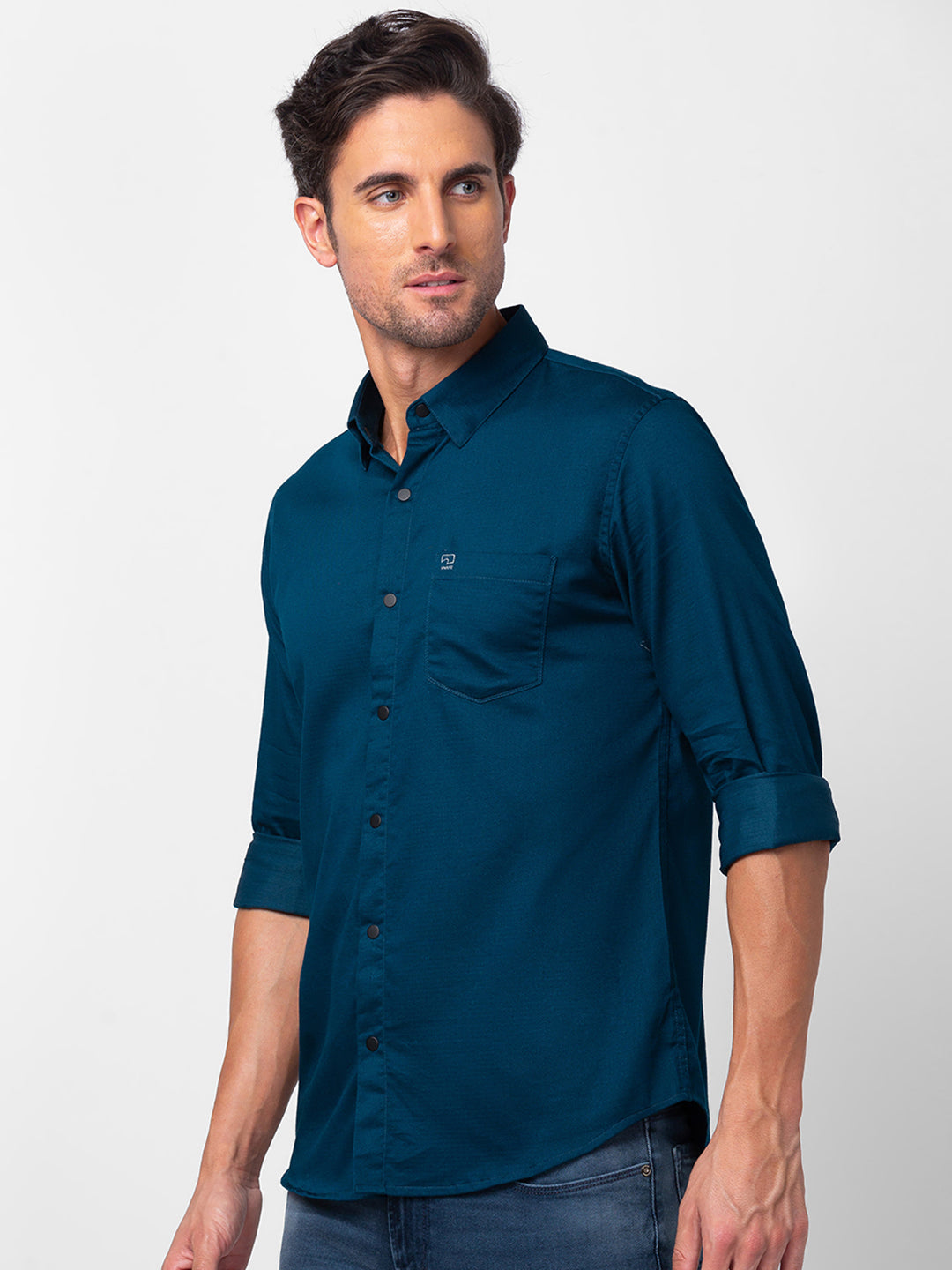 Spykar Men Teal Blue Cotton Slim Fit Plain Shirt